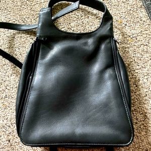 Sold Queros Volare Group leather backpack